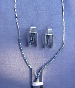 Silver and labradorite stone and bead chain necklace