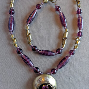 Brass half circle w/ im. amethyst 8mm set and grape glass beads